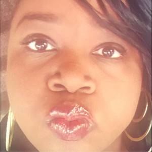 Meet your Posher, April